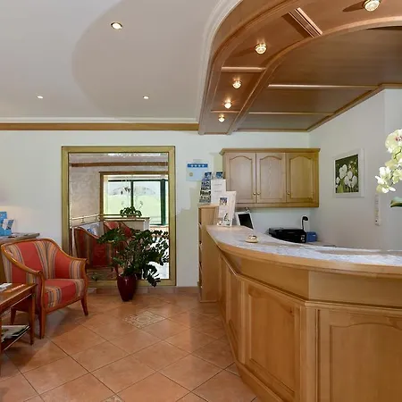 Готель Waldheim Garni Майргофен