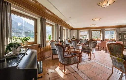 Waldheim Garni Szálloda