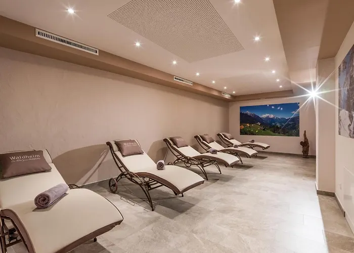 Waldheim Garni Szálloda 4*